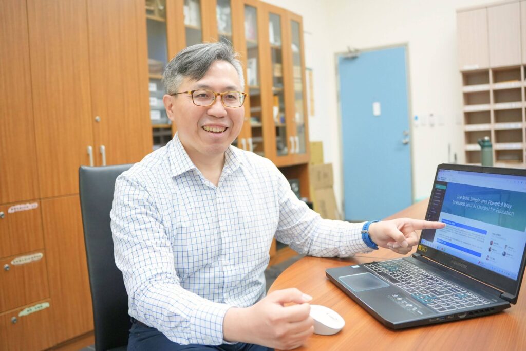蘇格拉底式對話引導教學　中央大學開創「優學院」Uedu 平台